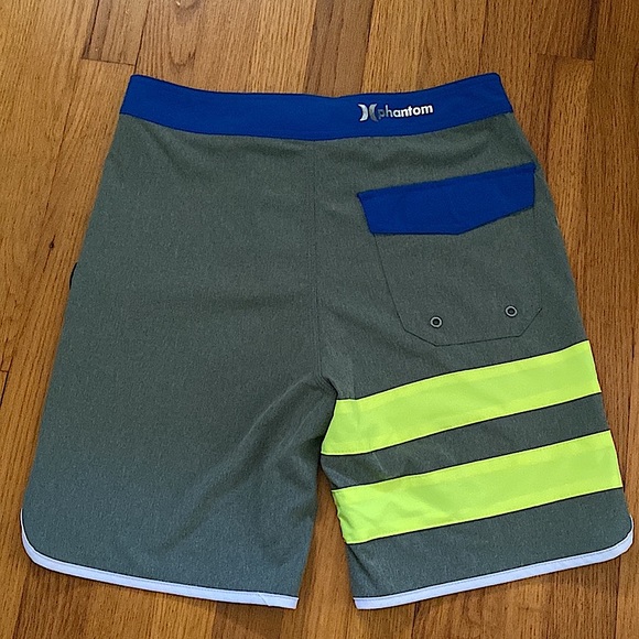 Hurley Phantom NWOT - Picture 2 of 16